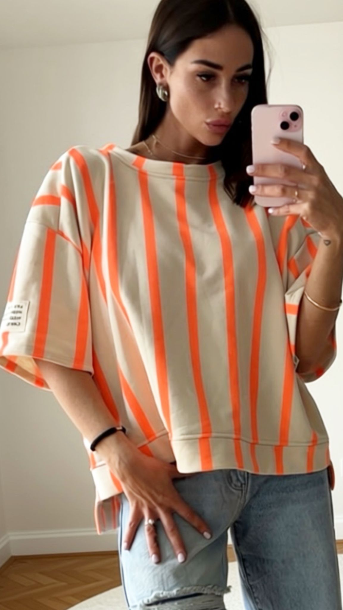 T-shirt-MOLLY